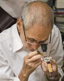 克拉克·盖博-历城区万国维修服务中心制表师